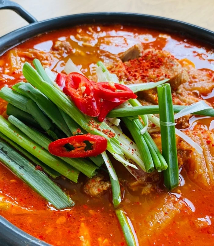 Kimchi Samgyeopcim (3-4 portii)