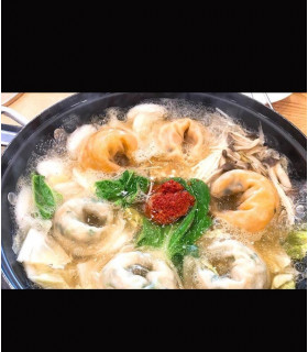 Mandu Jeongol (3-4 portii)